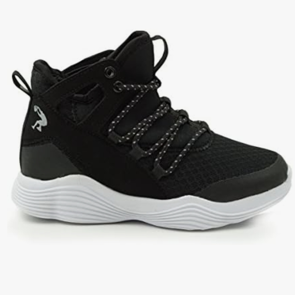 SHAQ Flavor Black and White Athletic Sneakers ~ New In Box